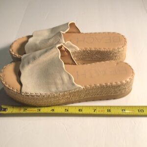 Woman’s open toe beaches Matisse Espadrille sandals